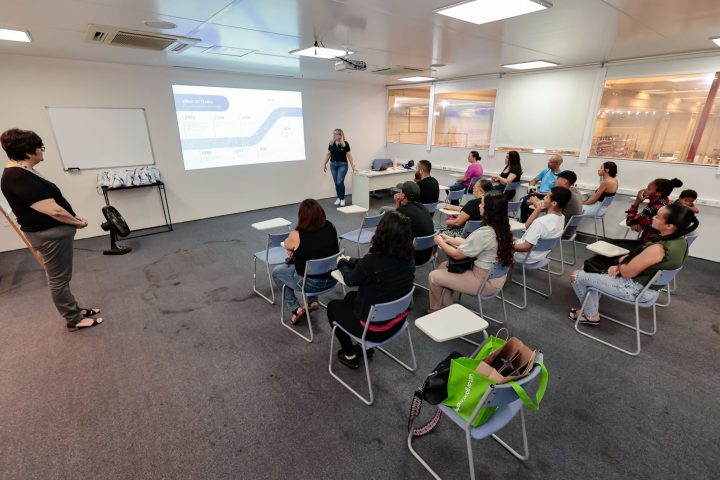Dia do Jovem Aprendiz reforça importância da capacitação profissional como porta de entrada para o mercado de trabalho